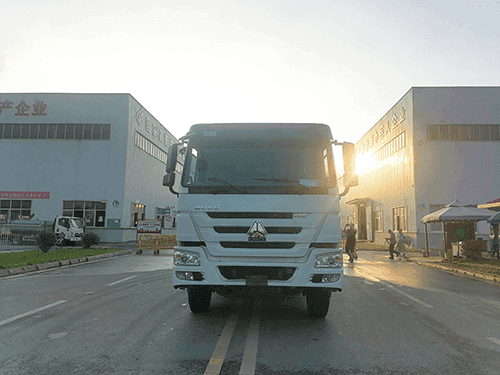 20000L JETTING AND CLEANING SEWAGE SUCTION TRUCK-3