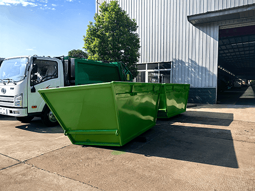 HOWO 4X2 SWING ARM GARBAGE TRUCK-6