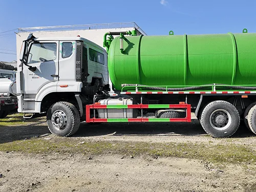 HOWO NX VACUUM TANK TRUCK FOR SEWAGE SUNCTION-6
