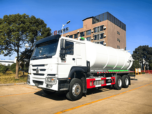 HOWO TANK TRUCK WITH VACUUM PUMP-2