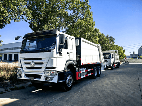 SINOTRUK GARBAGE COMPACTOR TRUCK SANITATION TRUCK-3