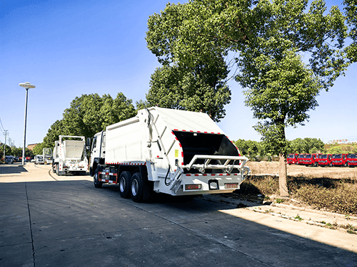 SINOTRUK GARBAGE COMPACTOR TRUCK SANITATION TRUCK-5