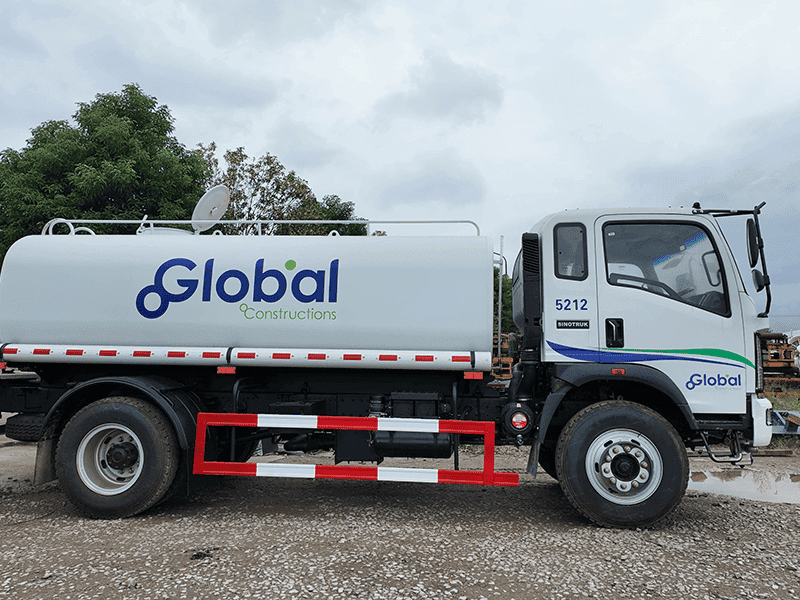 SINOTRUK HOWO 4×2 Light Truck Water Sprinkler-1