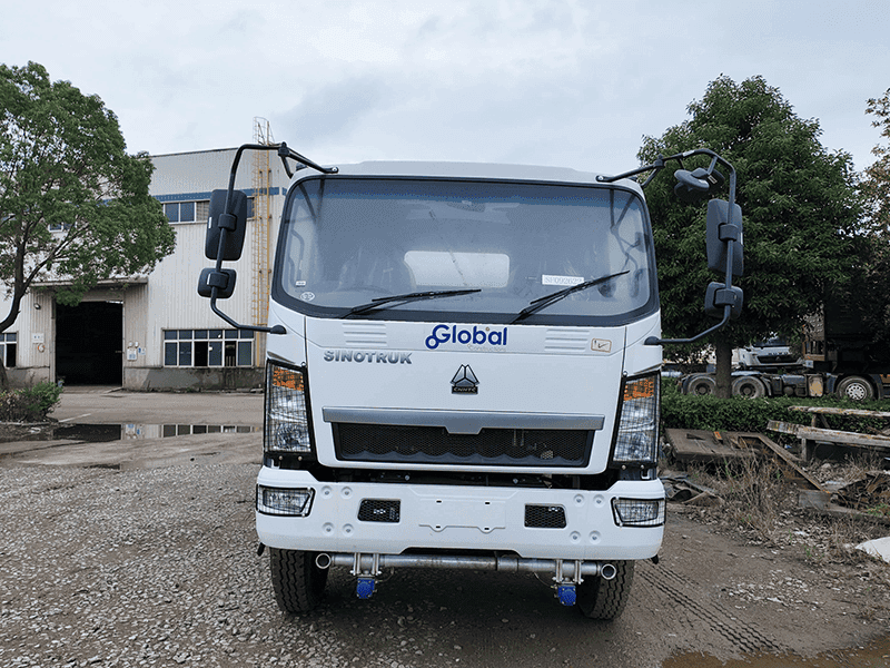 SINOTRUK HOWO 4×2 Light Truck Water Sprinkler-6