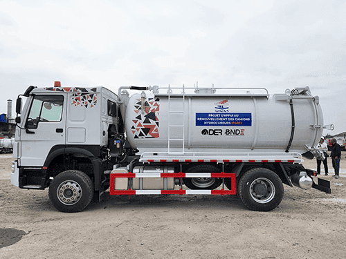 VACUUM SEWER TANK TRUCK-3
