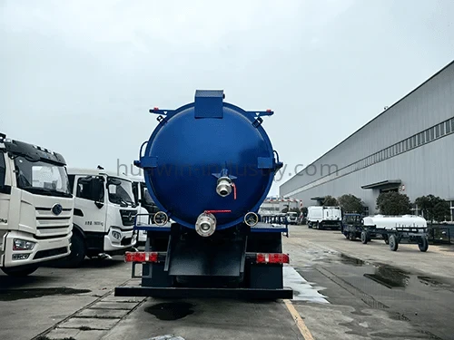 Brand New 18000 Liters Vacuum Sewage Tank Truck-4