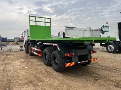 HOWO 8X8 Hook Lift Garbage Truck-6