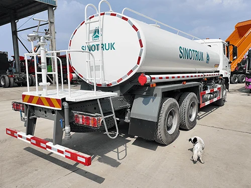 HOWO NX 6X4 20000 Liters Water Sprinkler Tank Truck-11