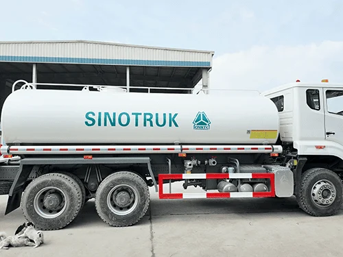 HOWO NX 6X4 20000 Liters Water Sprinkler Tank Truck-12